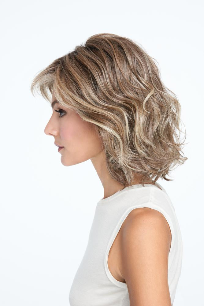 EDITOR'S PICK ELITE WIG BY RAQUEL WELCH