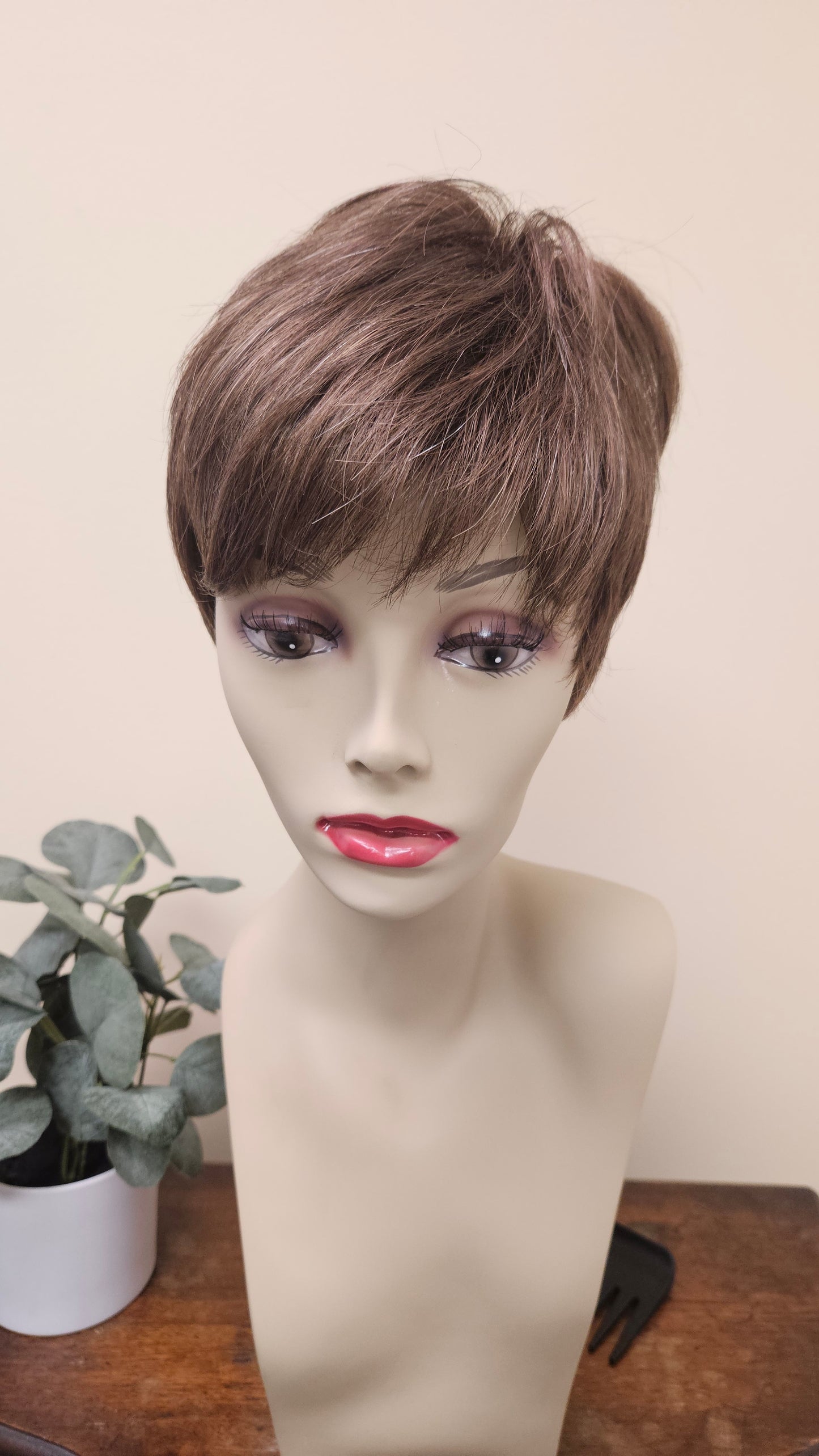 Tony of Beverly Arden Wig