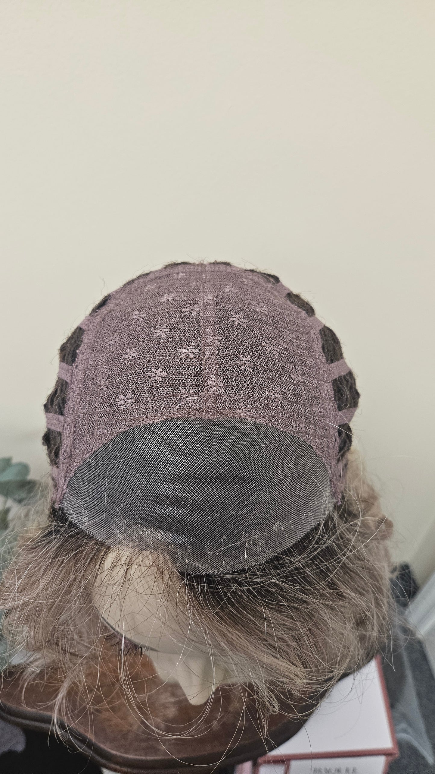 Estetica Finn Wig