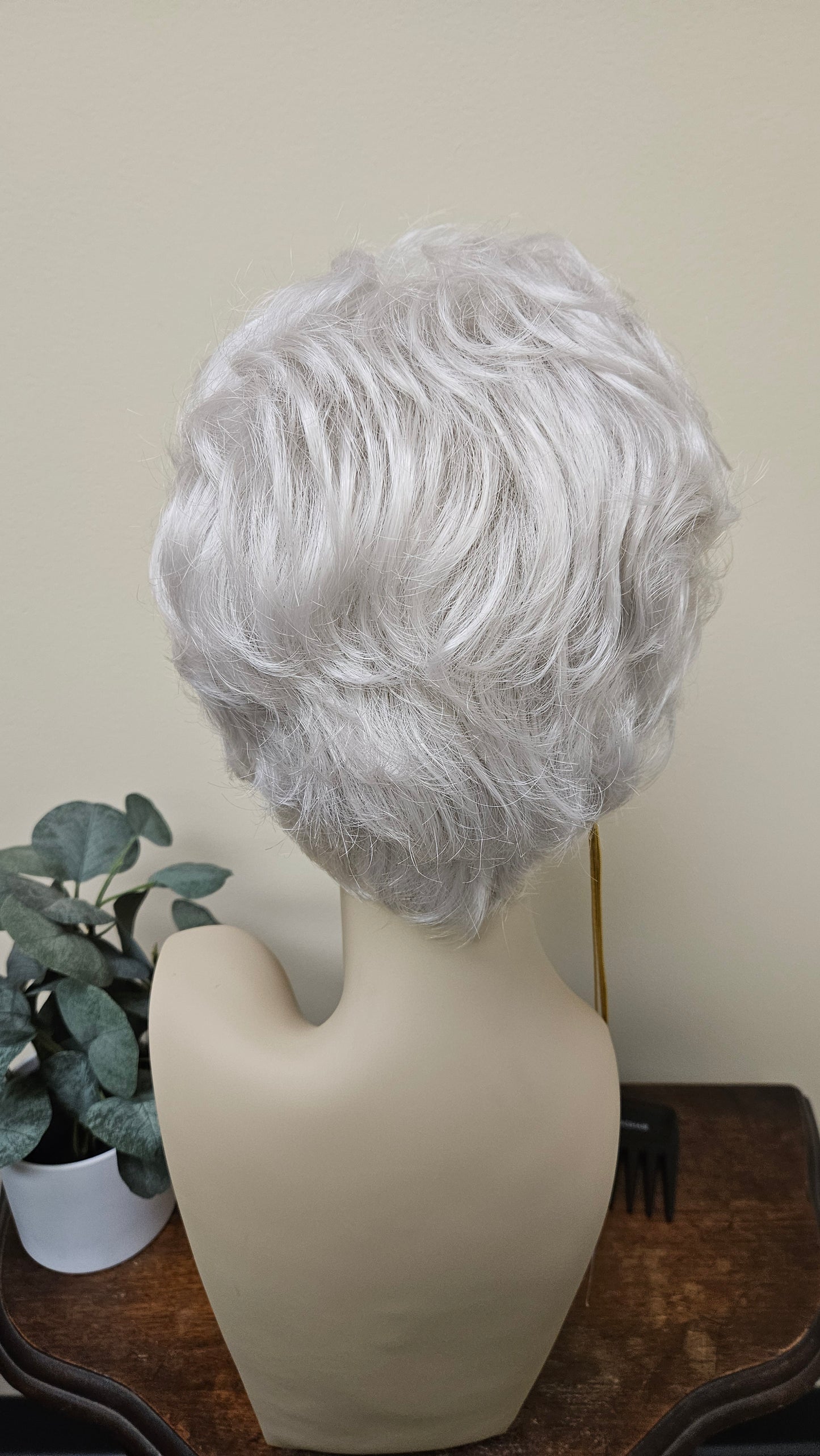 Dream USA Jennette II Wig