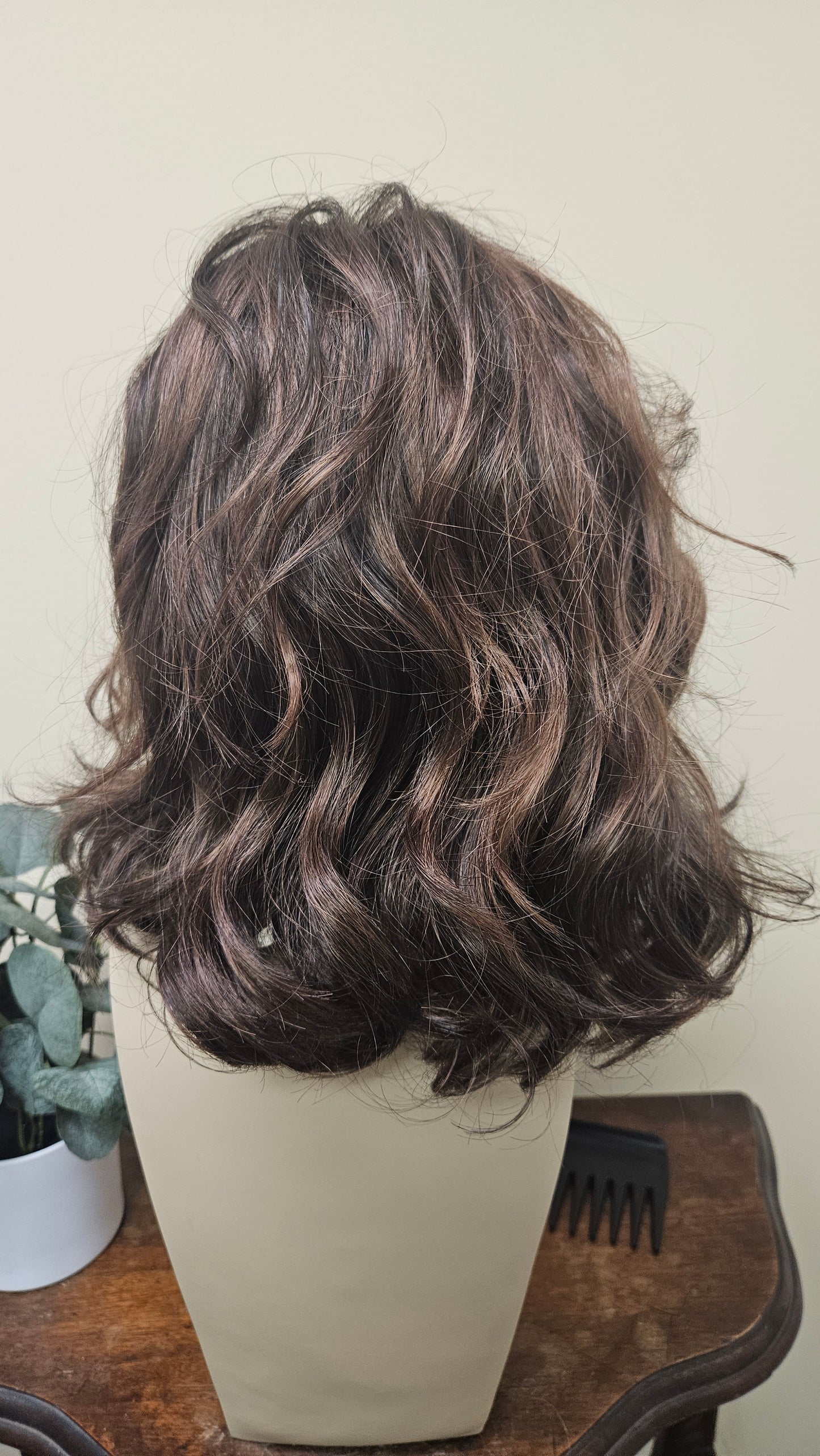 BRAVE THE WAVE WIG BY RAQUEL WELCH