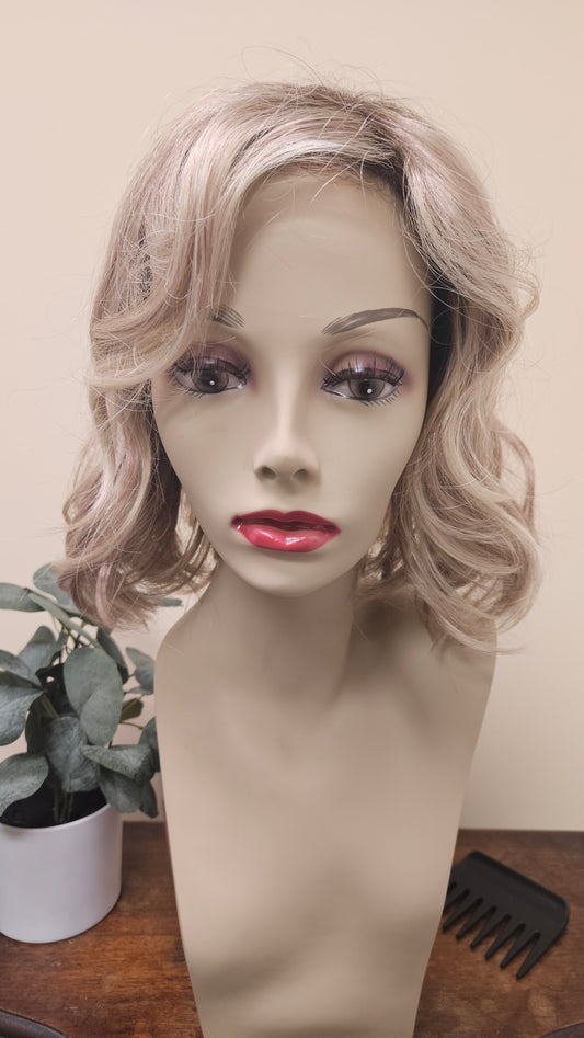 Estetica Violet Wig