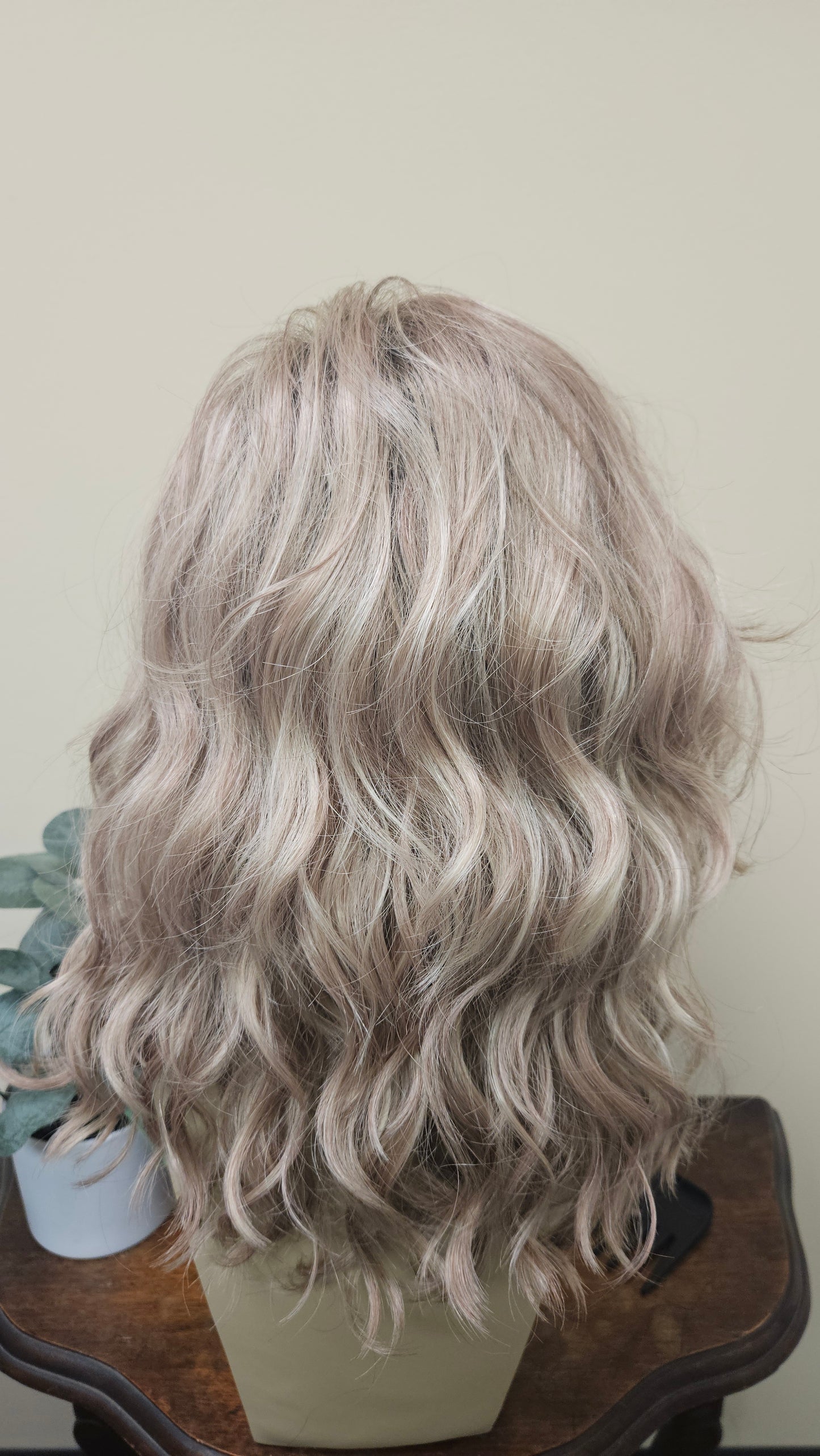 Estetica Finn Wig