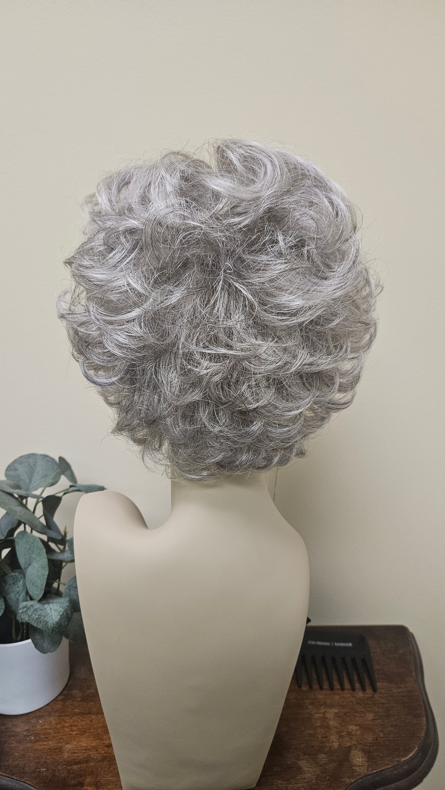 Tony of Beverly Lily Wig