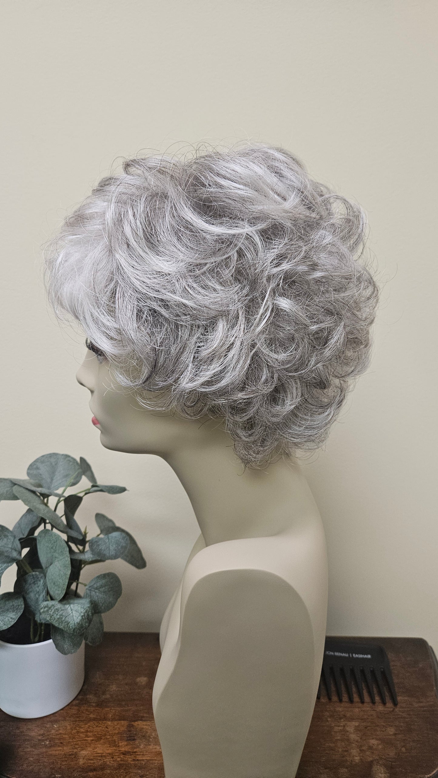 Tony of Beverly Lily Wig